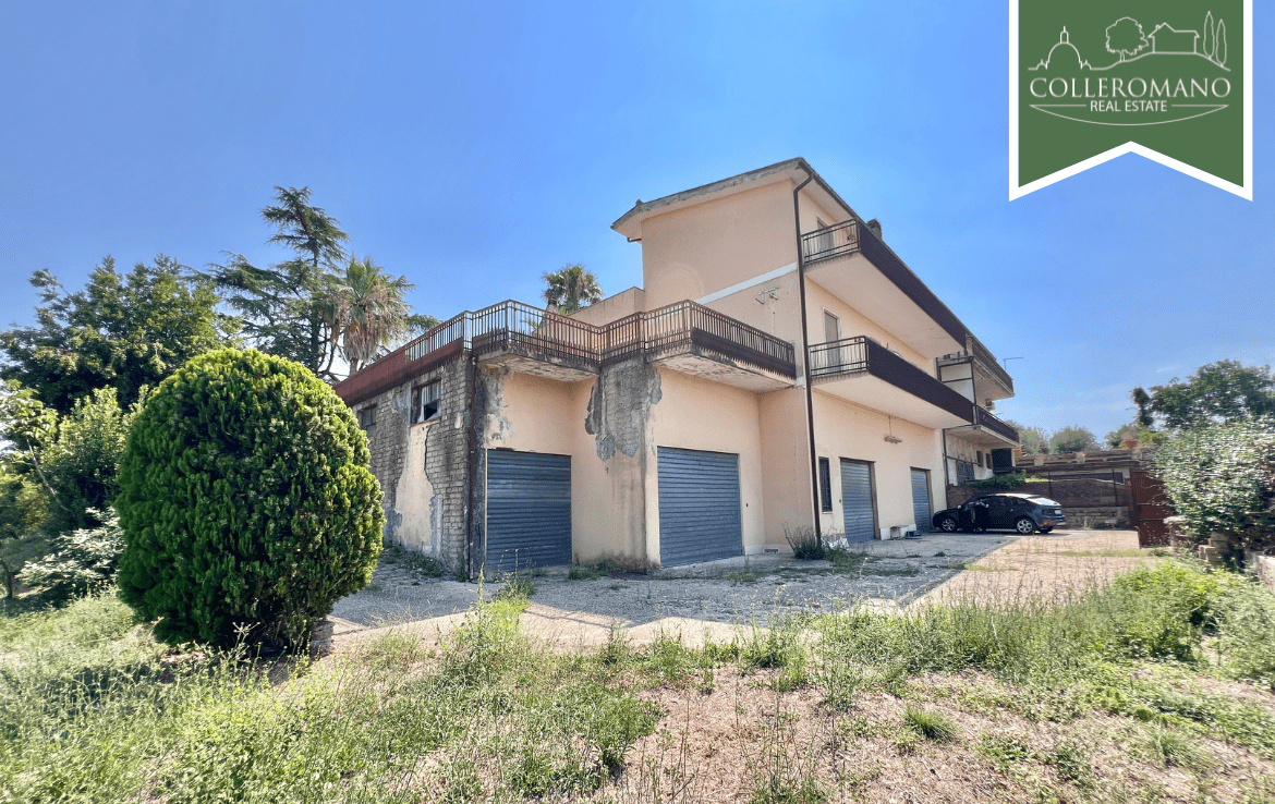 Villa bifamiliare in vendita a Riano