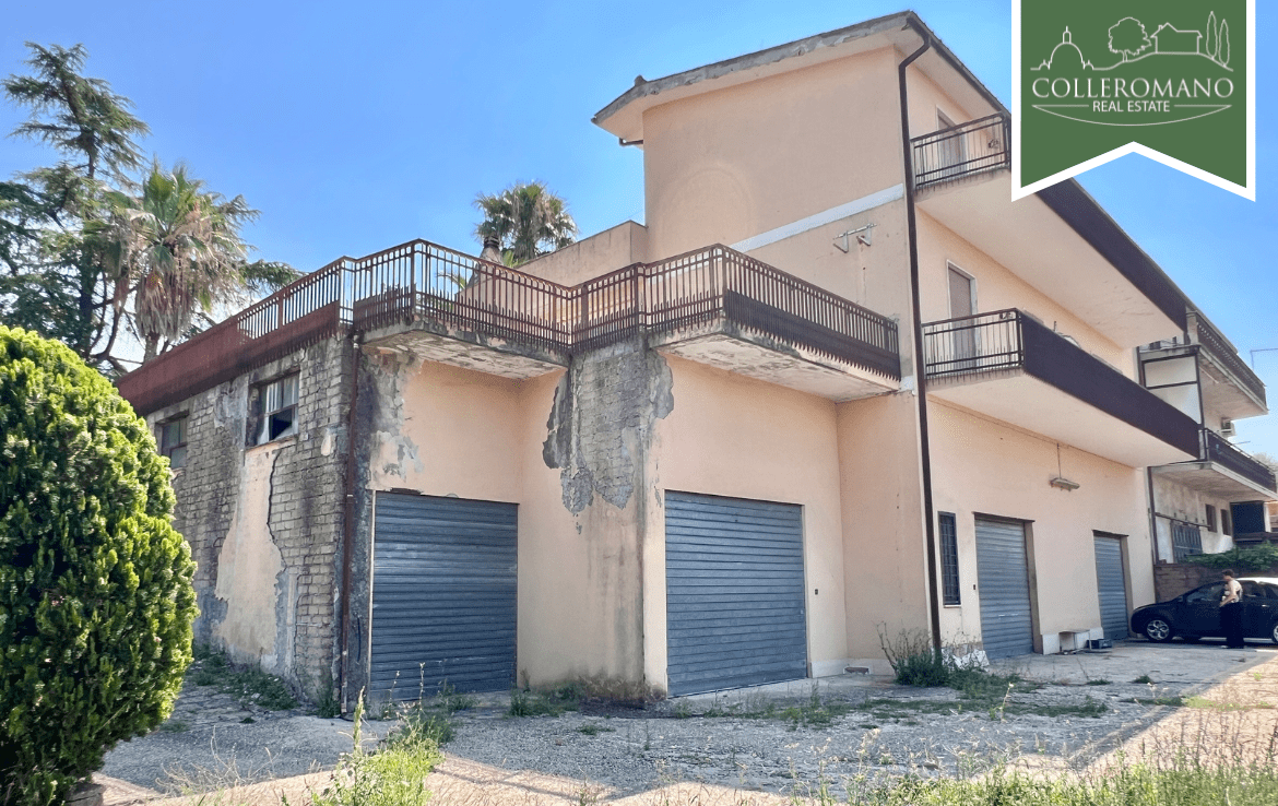 Villa bifamiliare in vendita a Riano